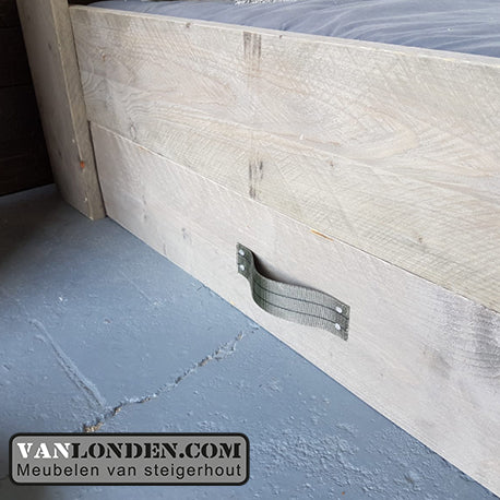 Steigerhouten Harley Davidson bed met lades