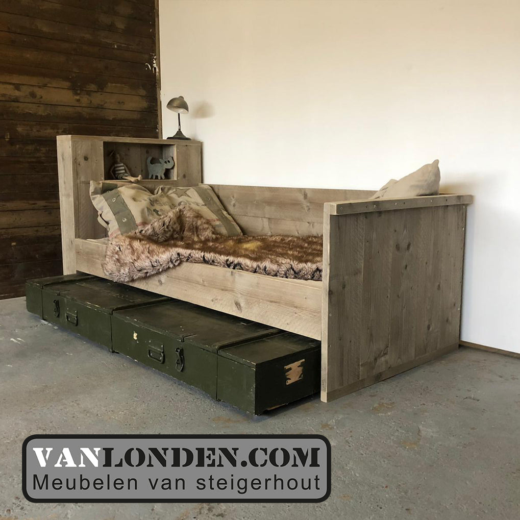 Steigerhouten bedbank Joas