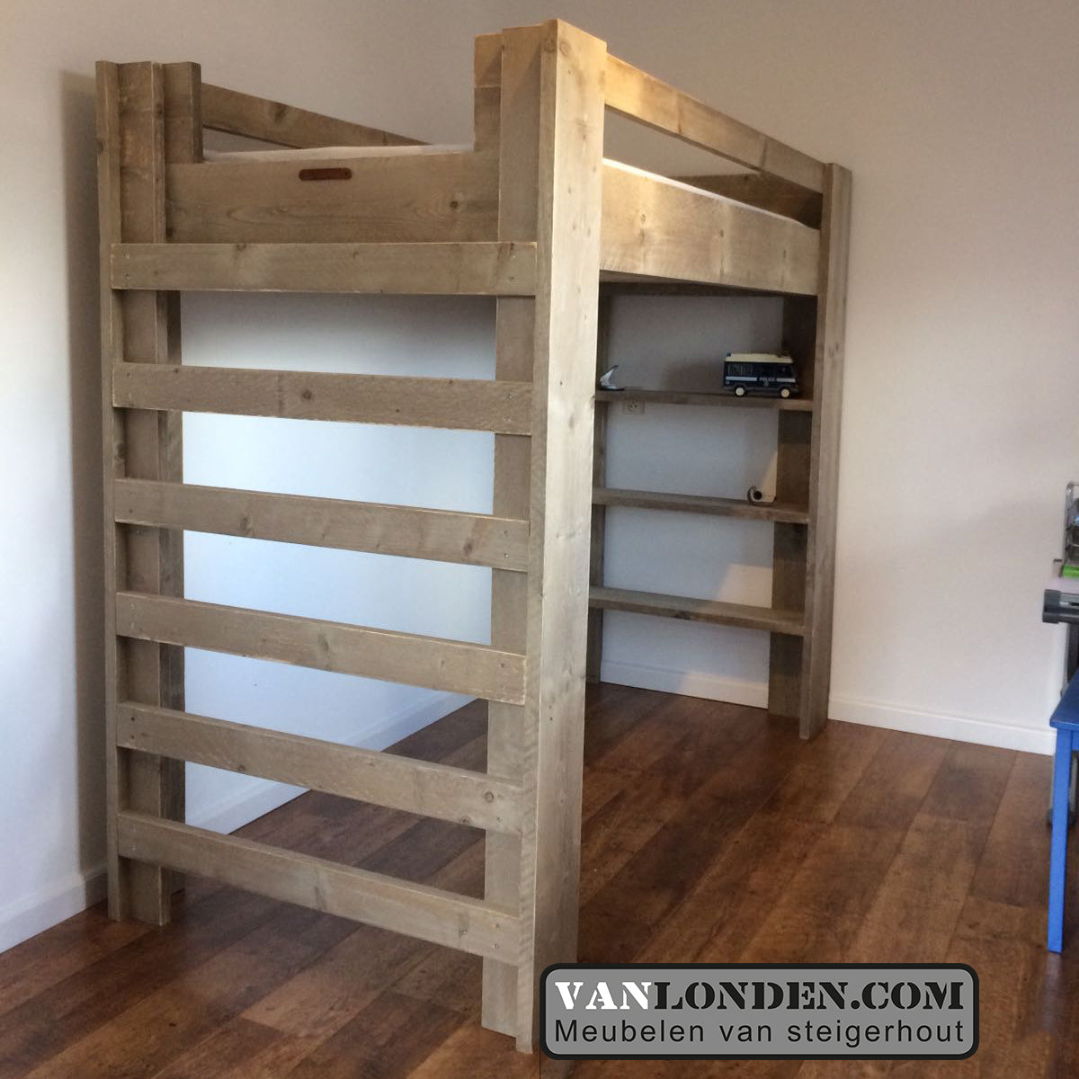 Steigerhouten hoogslaper Lena