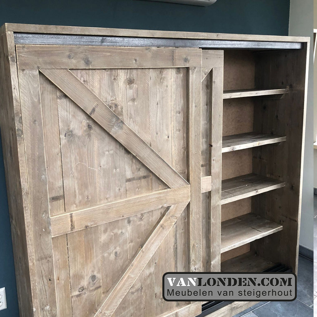 Steigerhouten kast met schuifdeuren Tally