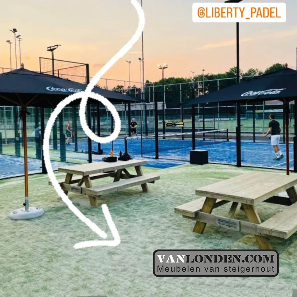 Steigerhouten picknicktafel Padel banen
