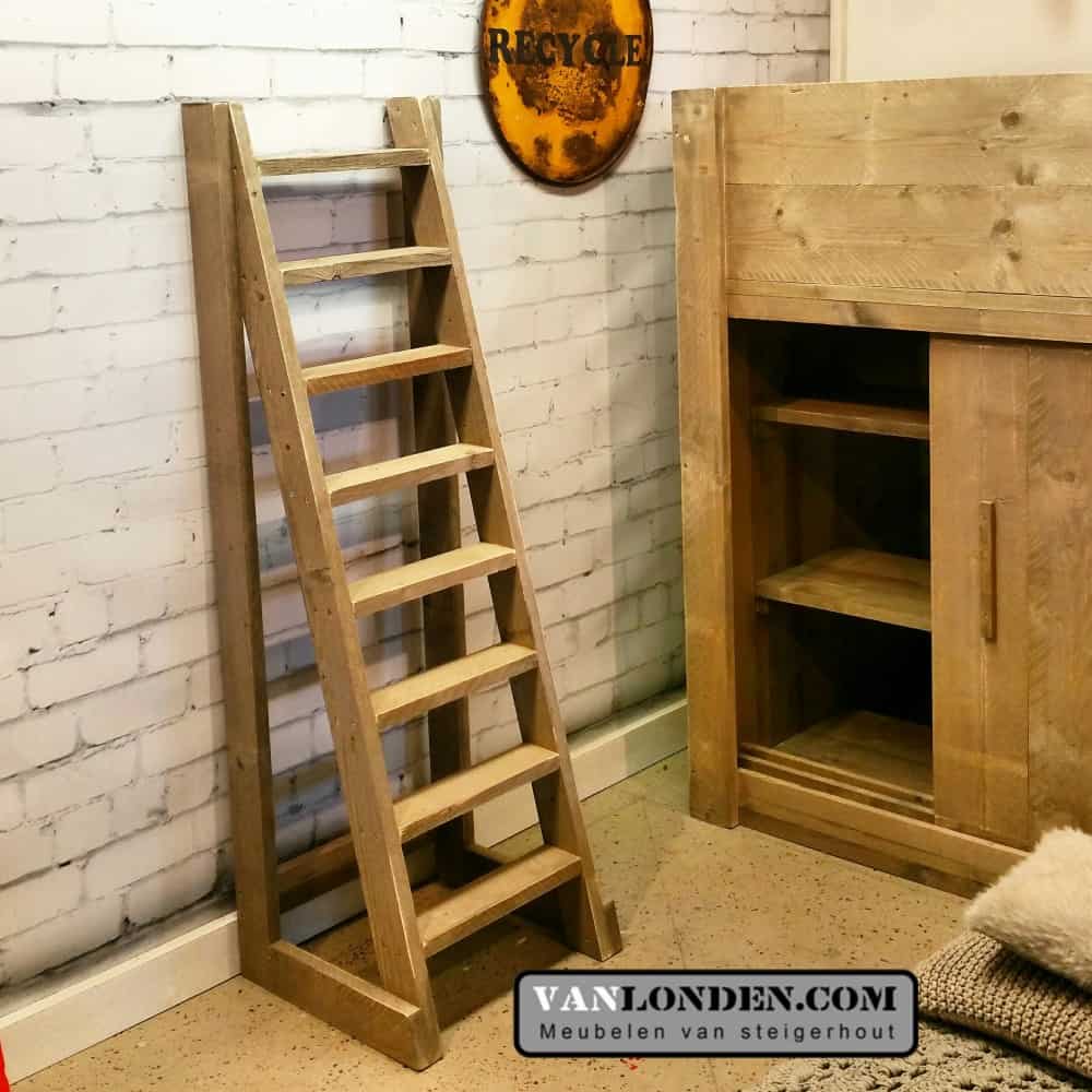 Steigerhouten hoogslaper met kast Rogier