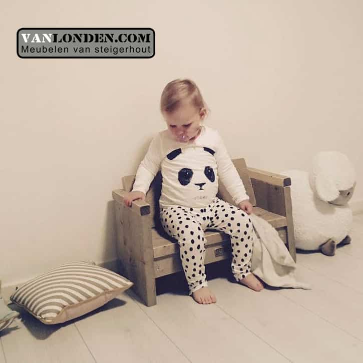 Steigerhouten peuterbankje Xavi