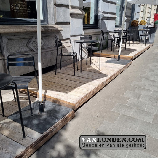 Terras vlonder van steenschotten