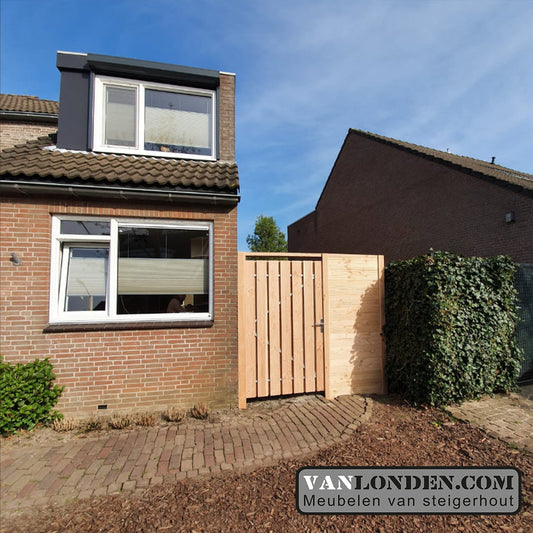 Schutting en poort van Douglas hout