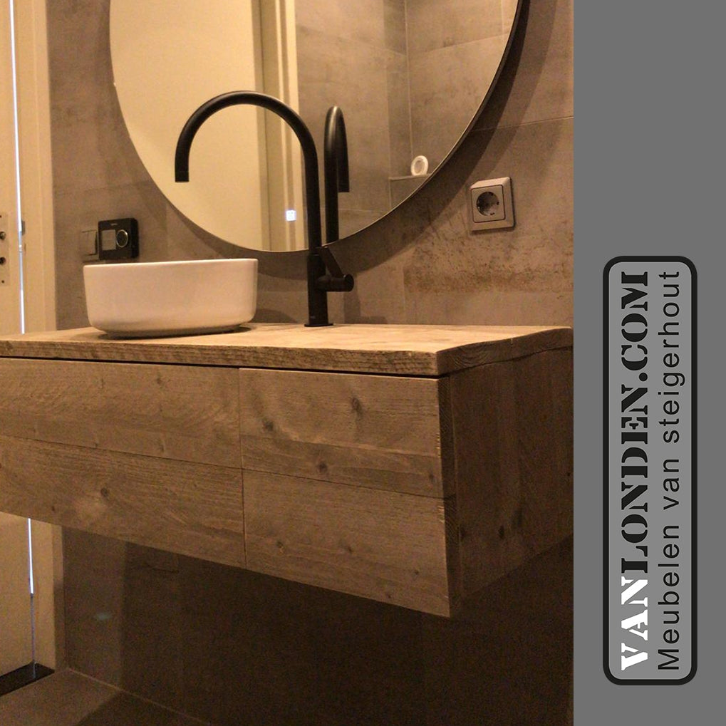 Steigerhouten badkamer meubels