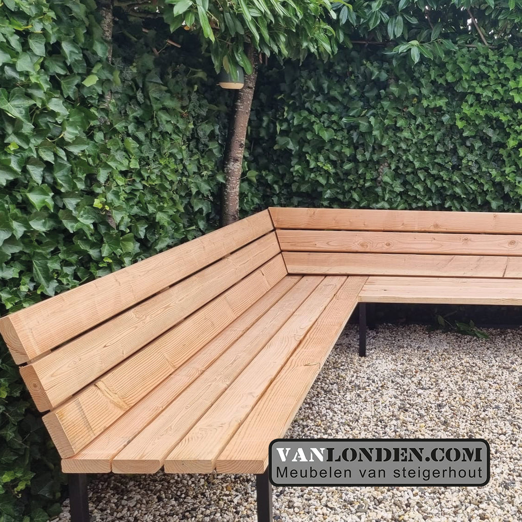 Hoekbank Rolf van Douglas balken