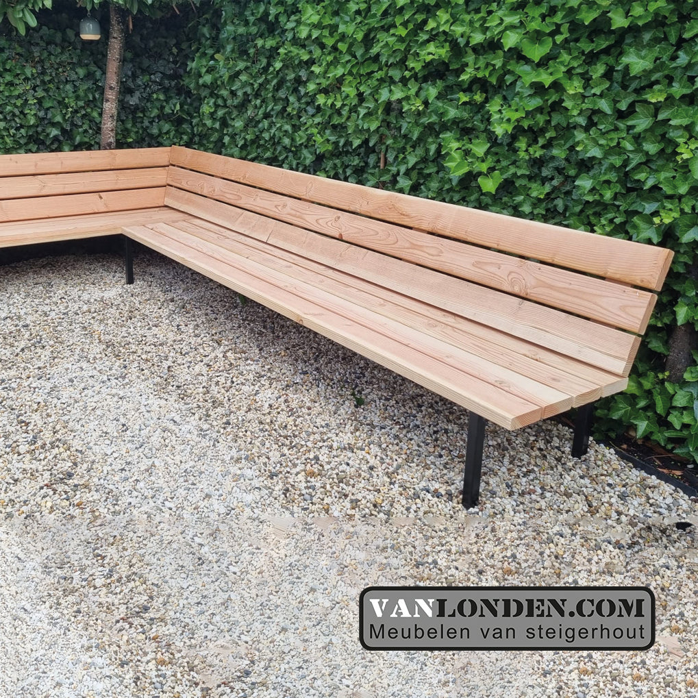 Hoekbank Rolf van Douglas balken