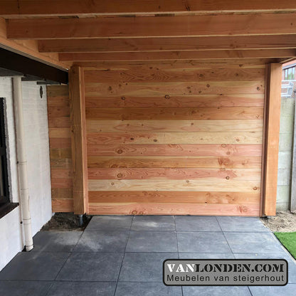 Douglas overkapping Louk