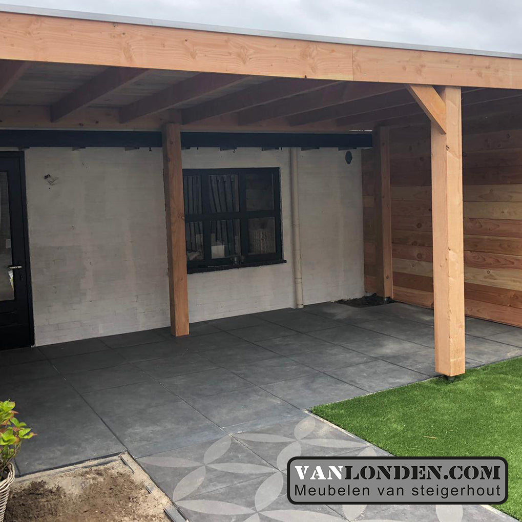 Douglas overkapping Louk