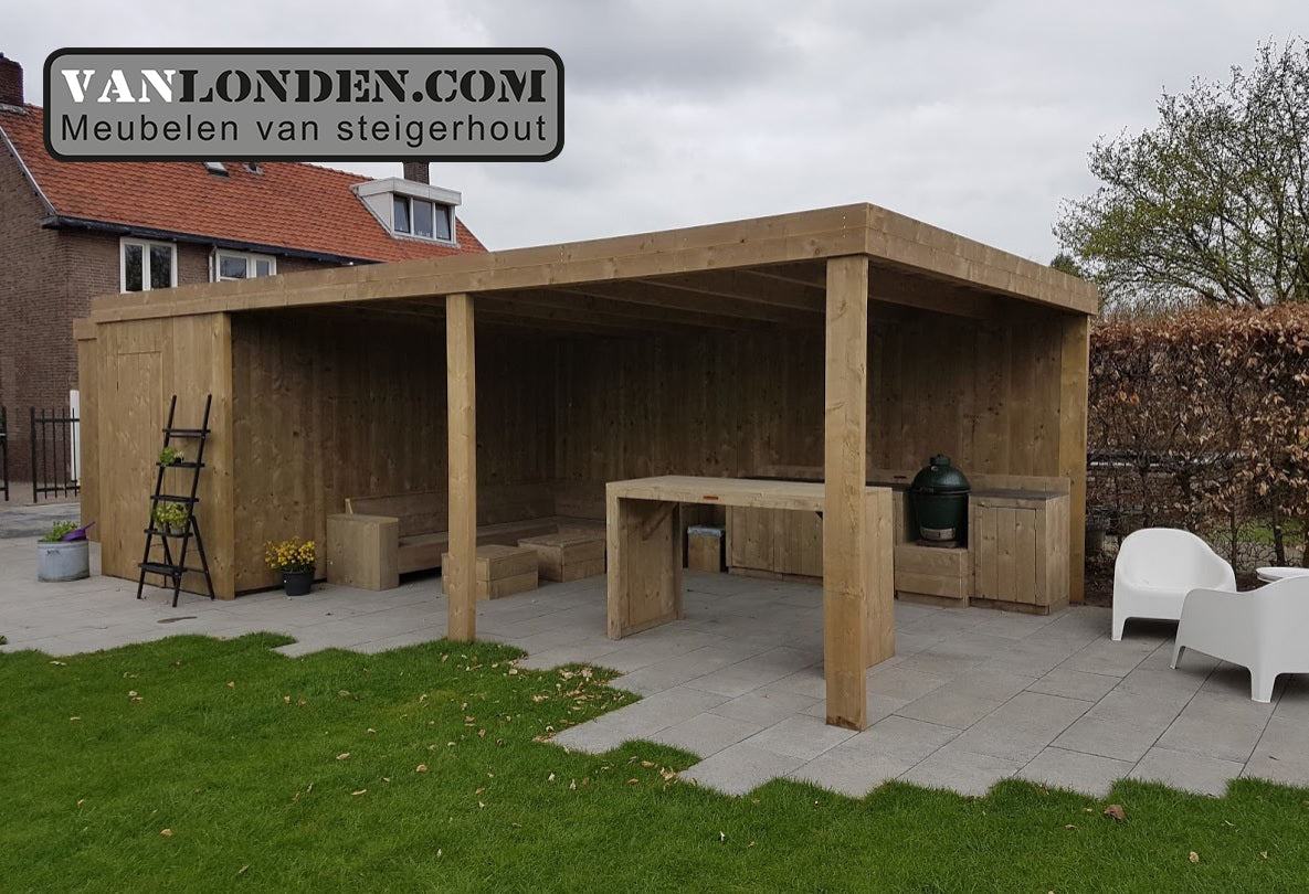 Overkapping met schuur en buitenkeuken