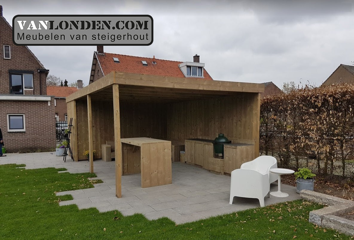 Overkapping met schuur en buitenkeuken