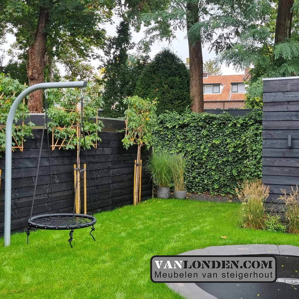 Schuur van zwart Zweeds Rabat