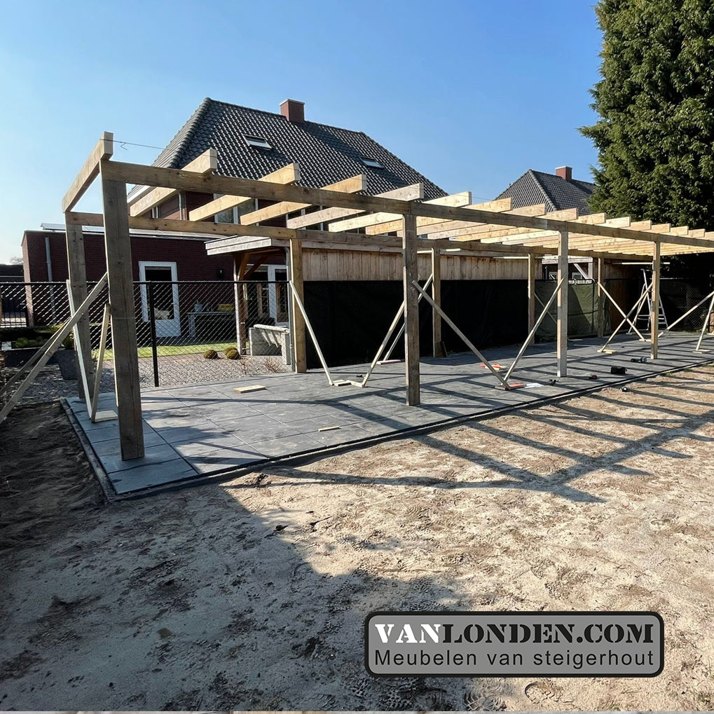 Steigerhout overkapping Manuel