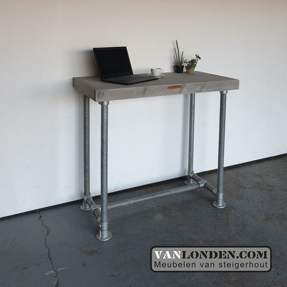 Steigerhout sta bureau Charley