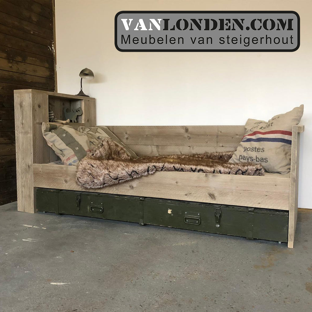 Steigerhouten bedbank Joas