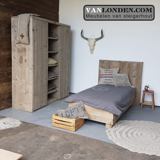 Steigerhouten bed Margot