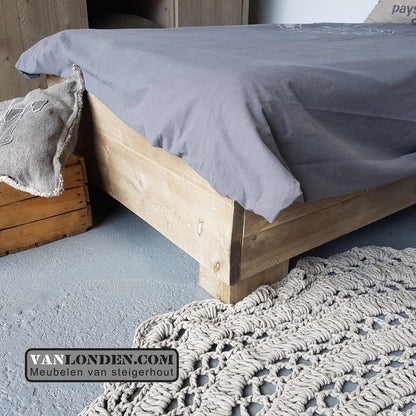 Steigerhouten bed Margot