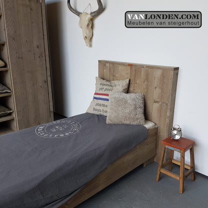 Steigerhouten bed Margot