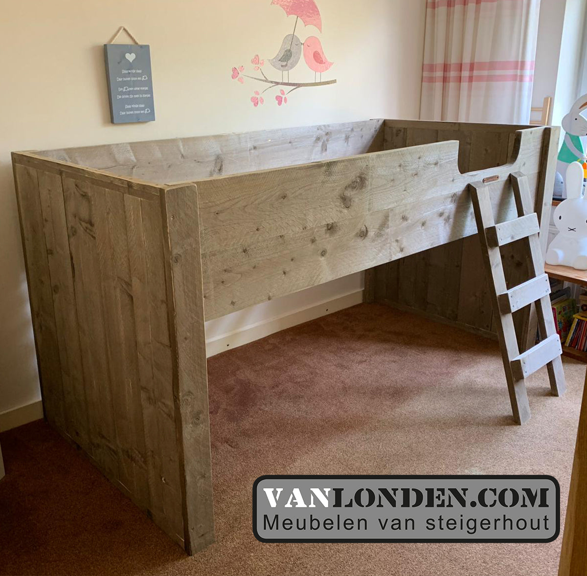 Steigerhouten halfhoogslaper Jur