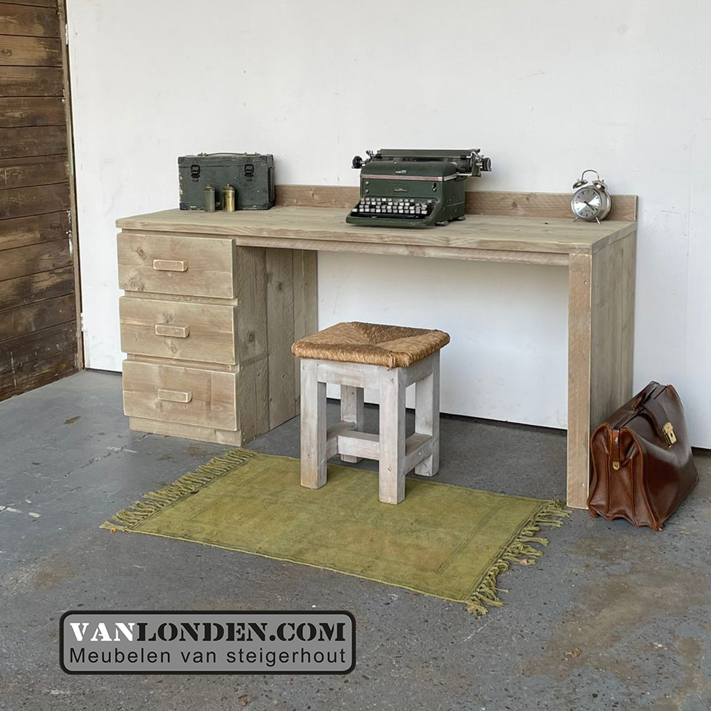 Steigerhouten bureau Koos