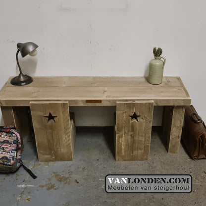 Steigerhouten bureau/speeltafel Jurre