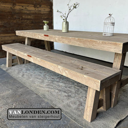 Steigerhouten eettafel Dinah en zitbank