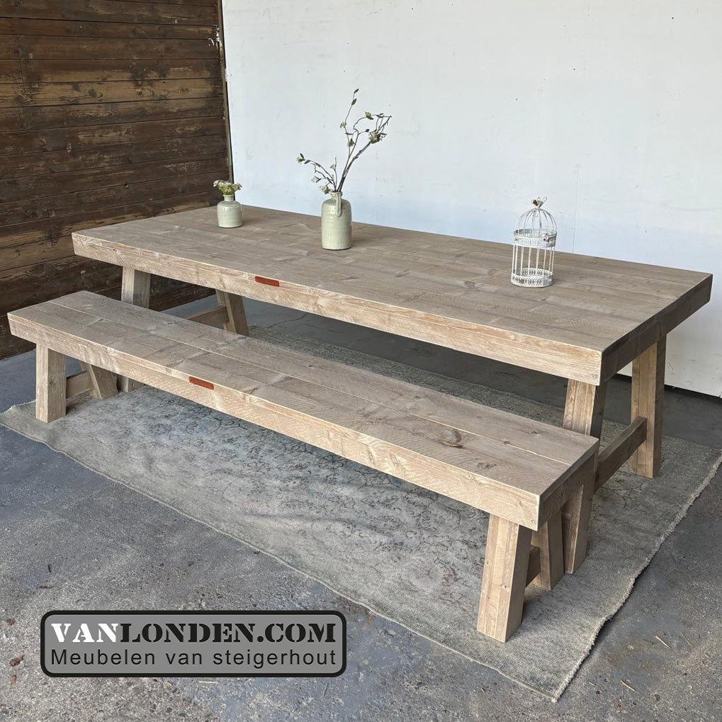 Steigerhouten eettafel Dinah en zitbank