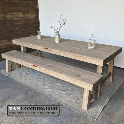 Steigerhouten eettafel Dinah en zitbank