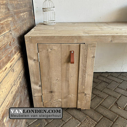 Steigerhouten hoekbureau Stefan