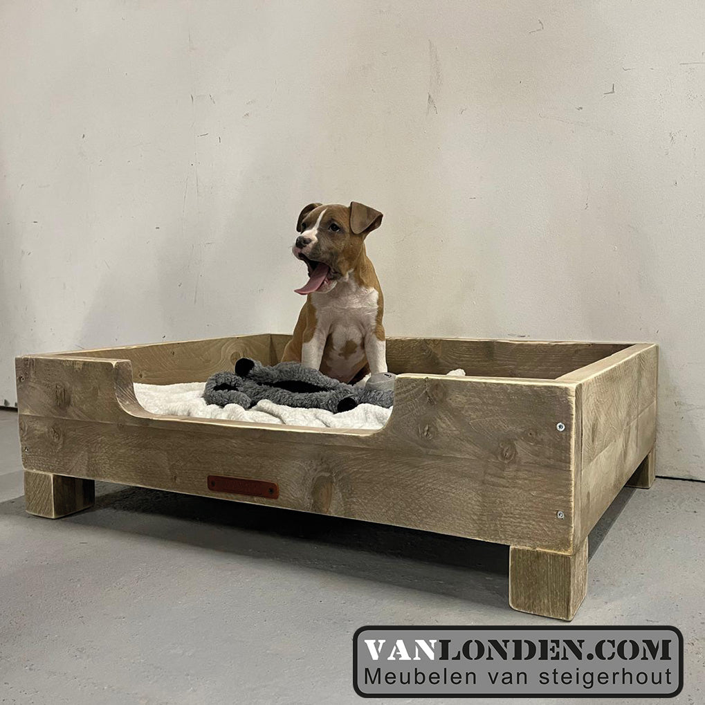 Steigerhouten hondenmand Mack