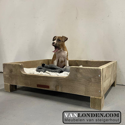 Steigerhouten hondenmand Mack