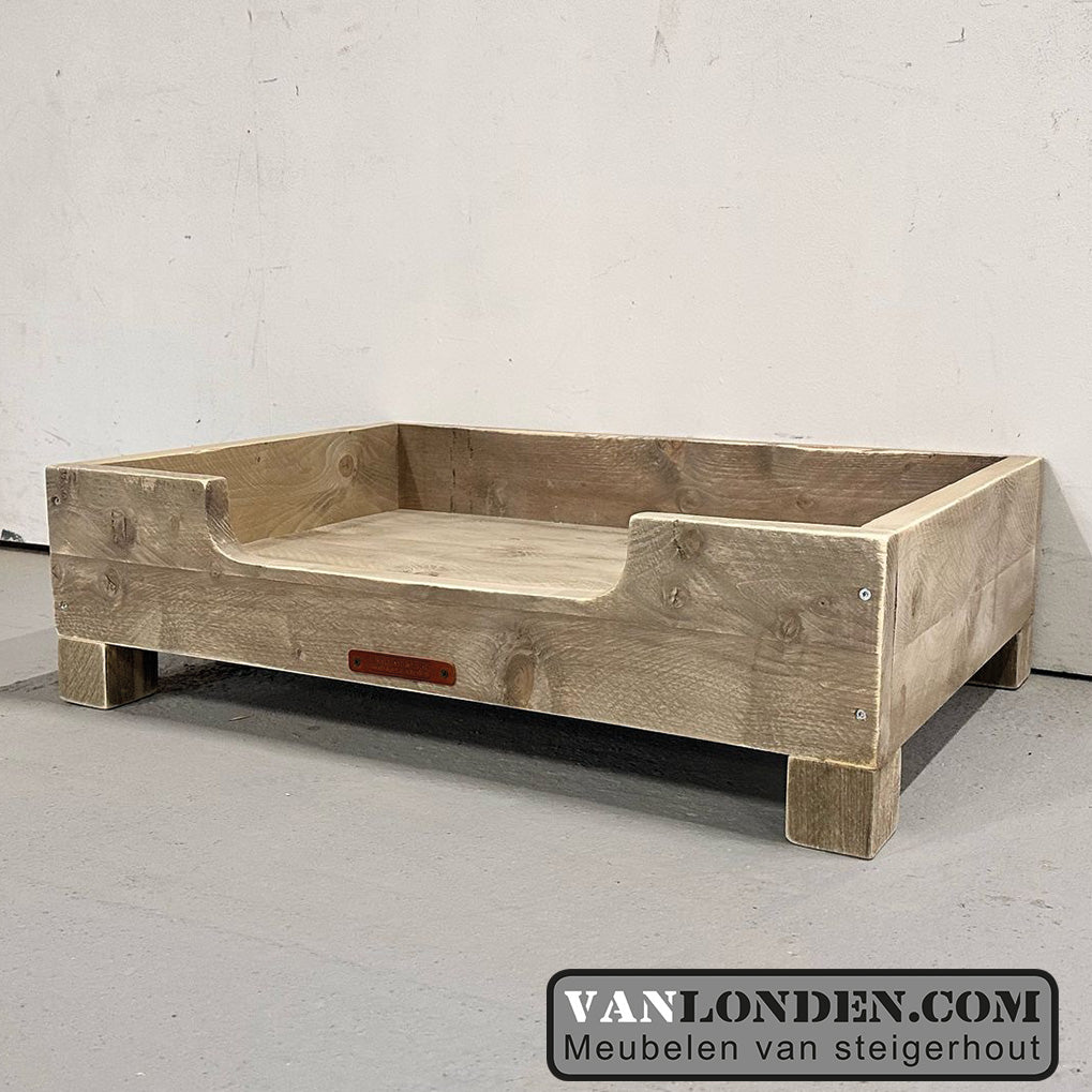 Steigerhouten hondenmand Mack