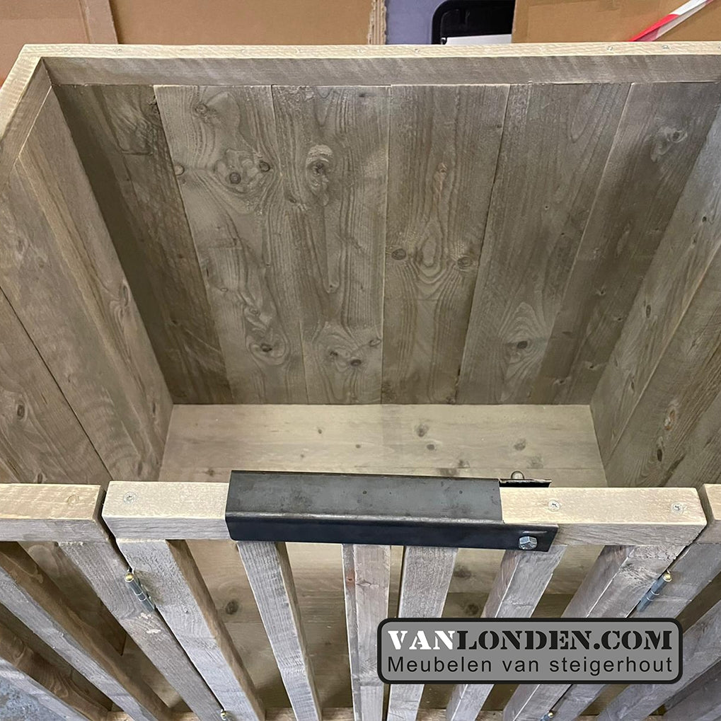 Steigerhouten hondenmand Scoop