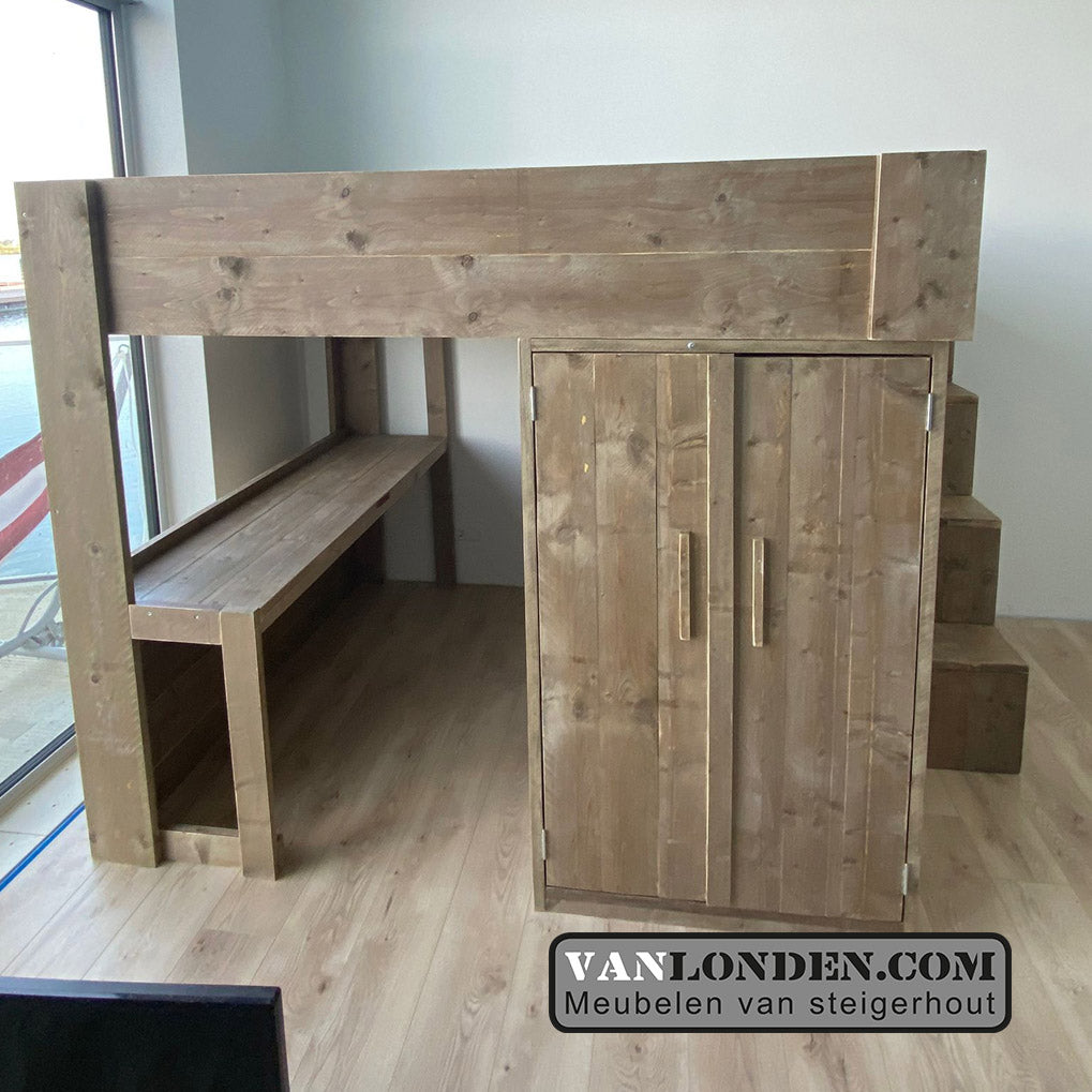 Steigerhouten hoogslaper Aukje