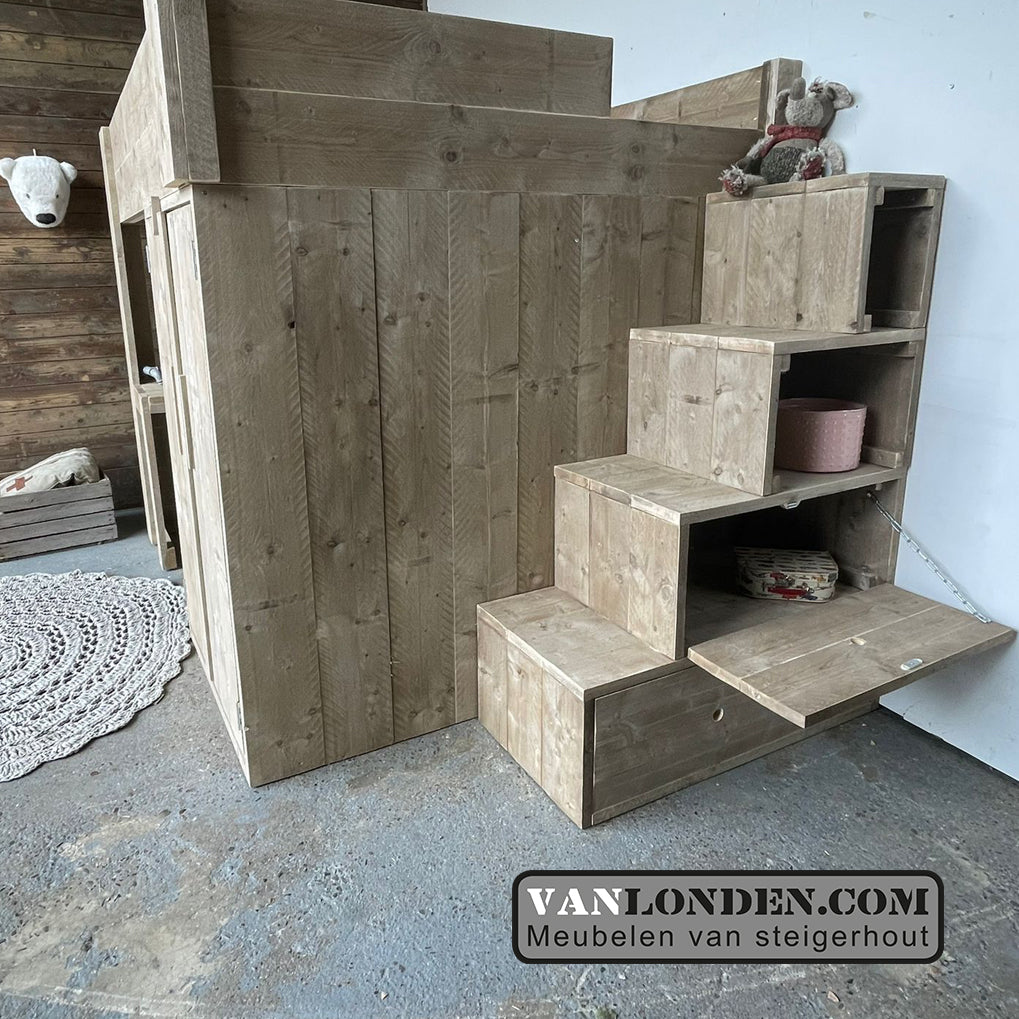 Steigerhouten hoogslaper Aukje