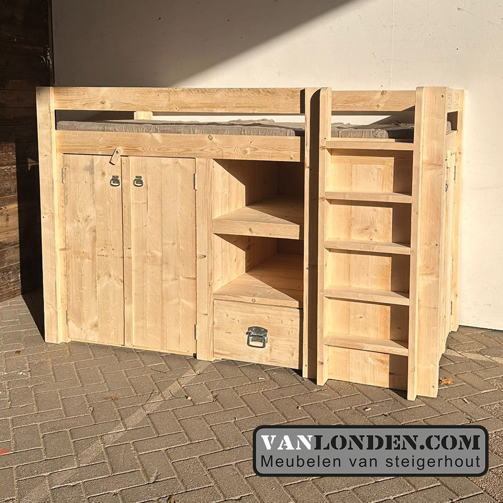 Steigerhouten hoogslaper Bram