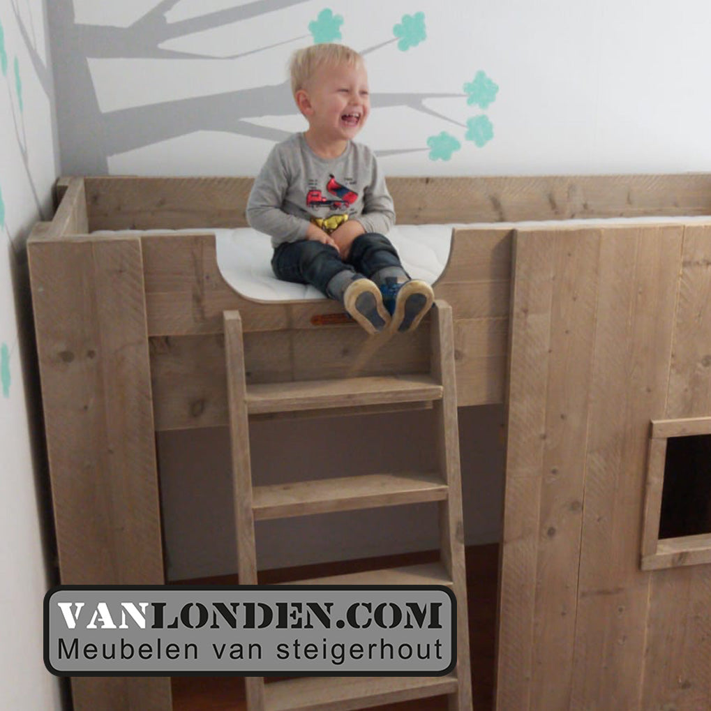 Steigerhouten hoogslaper Dide