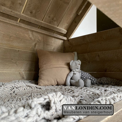 Steigerhouten hoogslaper huisje Meike