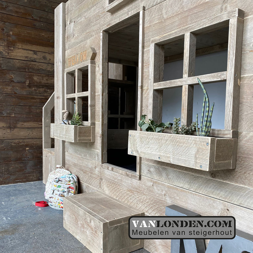 Steigerhouten hoogslaper huisje Meike