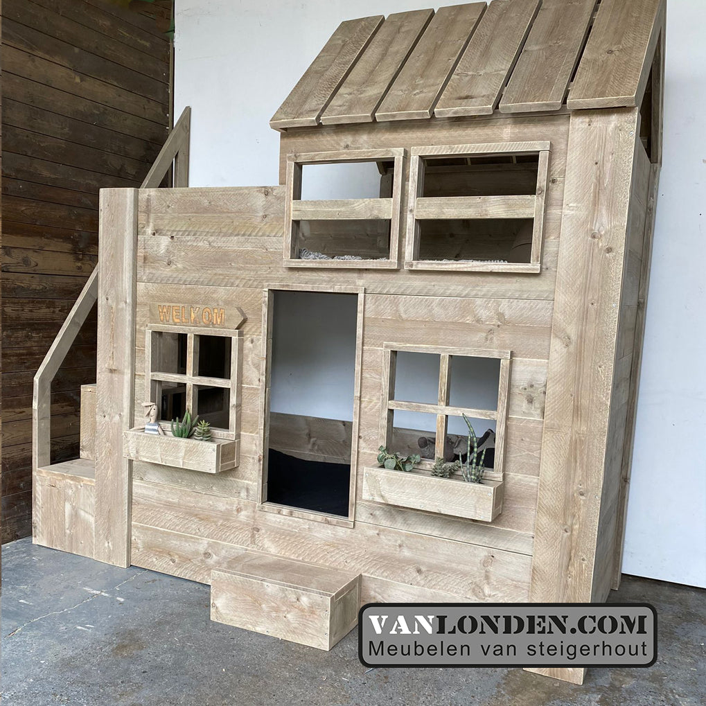 Steigerhouten hoogslaper huisje Meike