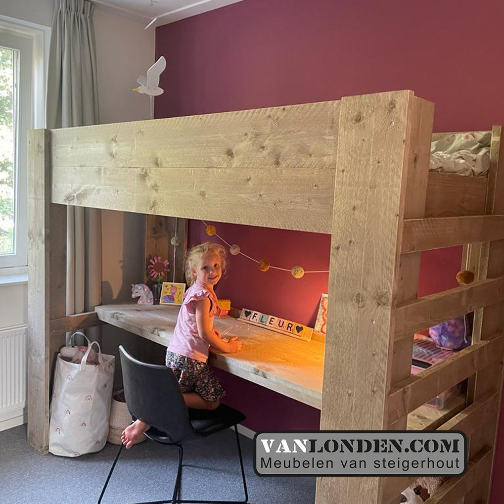 Steigerhouten hoogslaper met bureau Jelmar