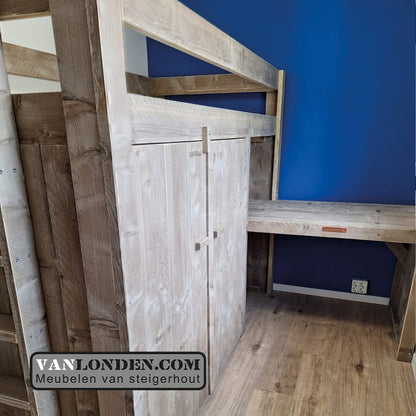 Steigerhouten hoogslaper met bureau Tippe