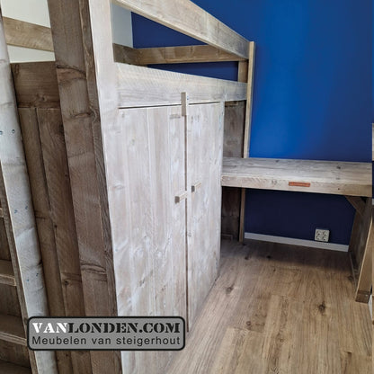 Steigerhouten hoogslaper met bureau Tippe