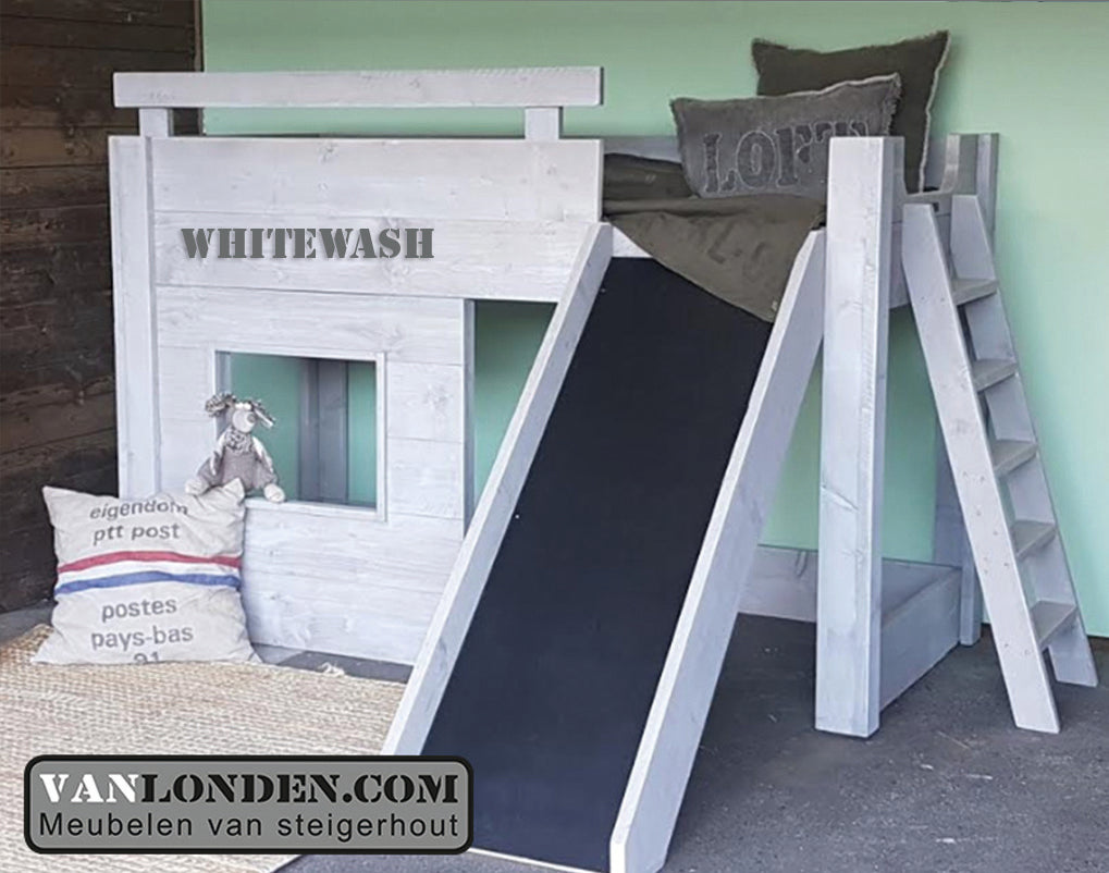 Steigerhouten hoogslaper met glijbaan Lieke