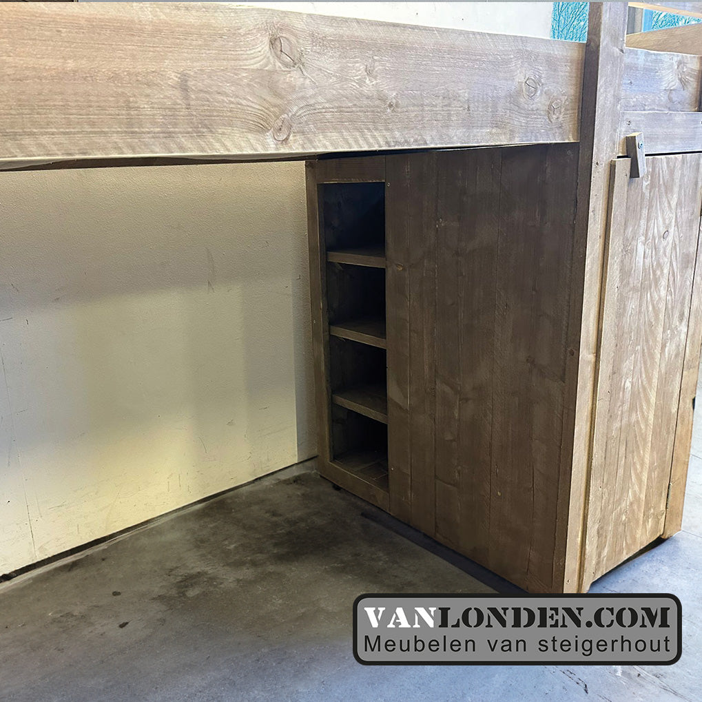 Steigerhouten hoogslaper met glijbaan Vino