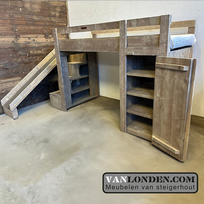 Steigerhouten hoogslaper met glijbaan Vino