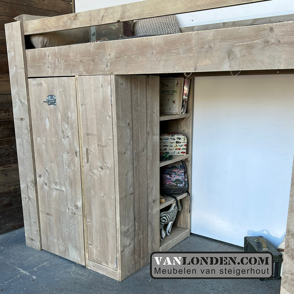 Steigerhouten hoogslaper met kast Wendy