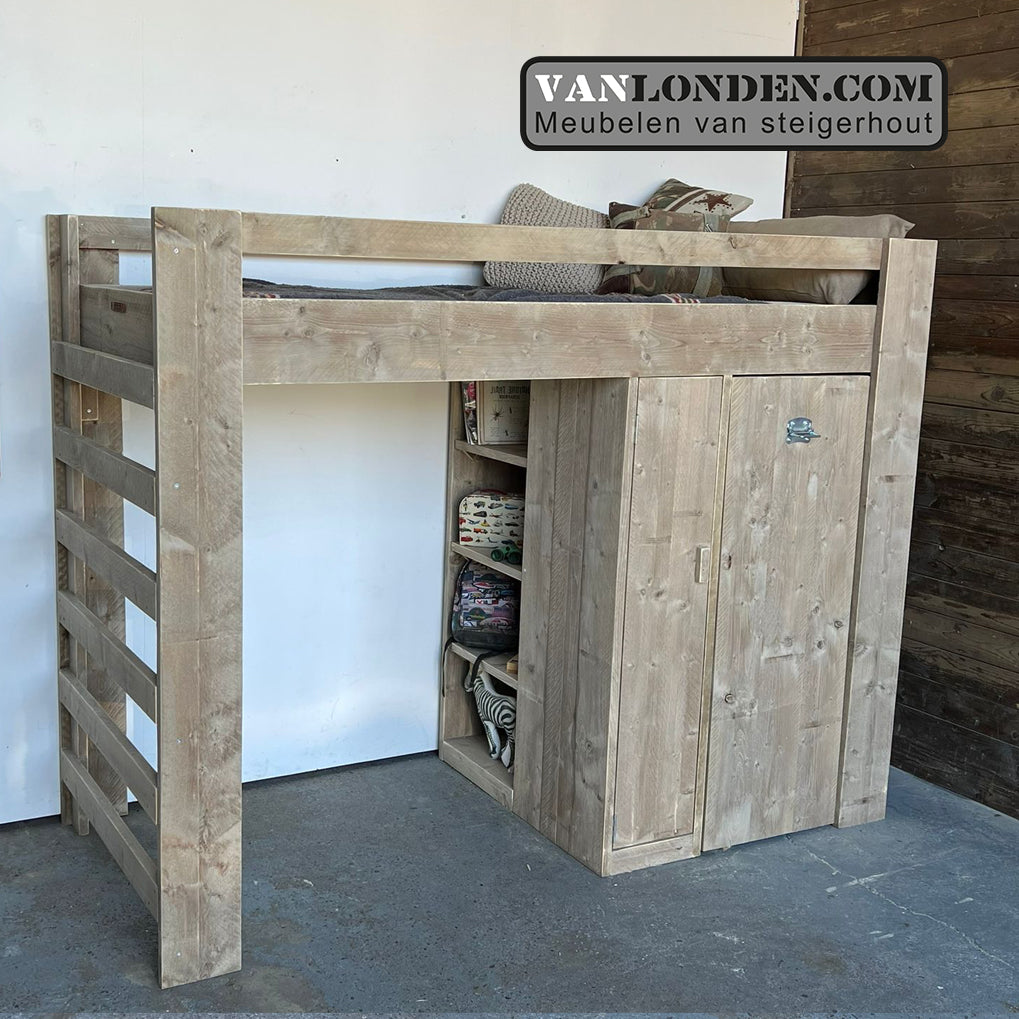 Steigerhouten hoogslaper met kast Wendy