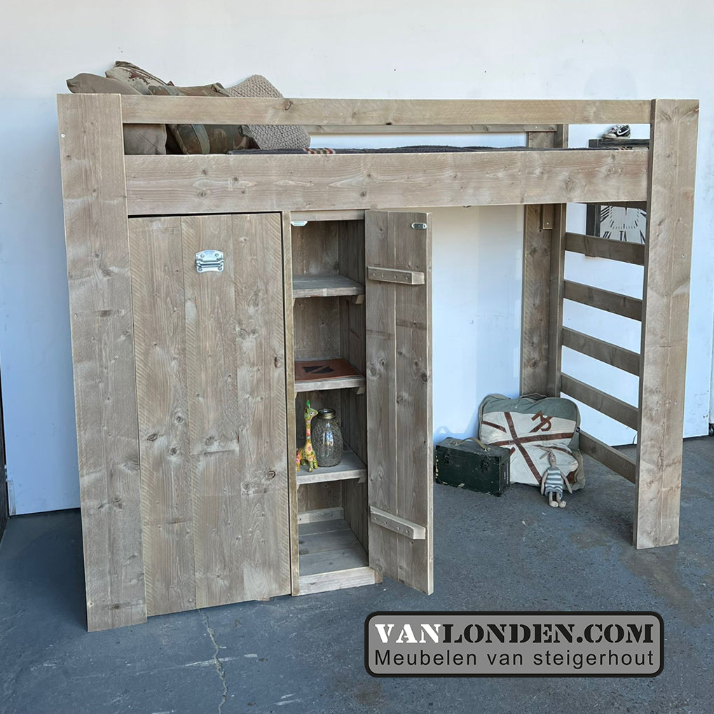 Steigerhouten hoogslaper met kast Wendy